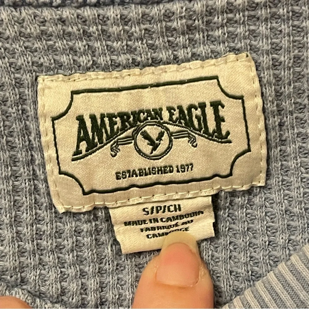 American Eagle Outfitters Gray Men's Sweater - Picture 3 of 3